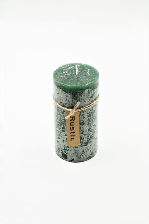 Rustik Kerze dunkelgrün, 140 x 70 mm, Brenndauer 55 Std., durchgefärbt, strukturierte, rauhe Oberfläche